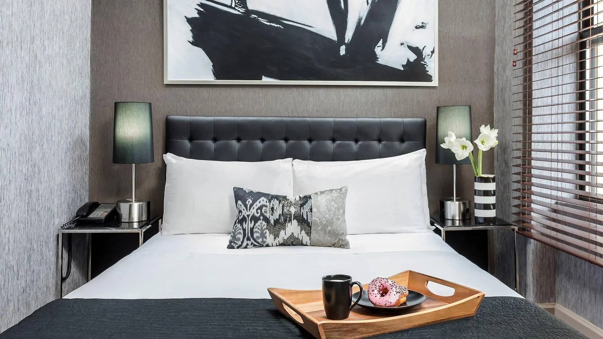 ***  Park West Hotel Нью-Йорк США